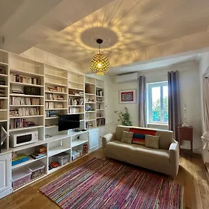 loft-calme-lumineux-58-m2-en-ville-parking-priv-montelimar.hotels-rhonealpes.com/